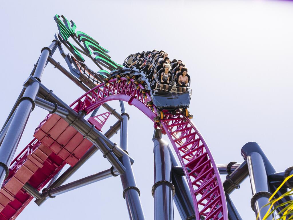 Warner Bros. Movie World DC Rivals HyperCoaster