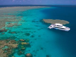Silversonic Outer Reef Cruise