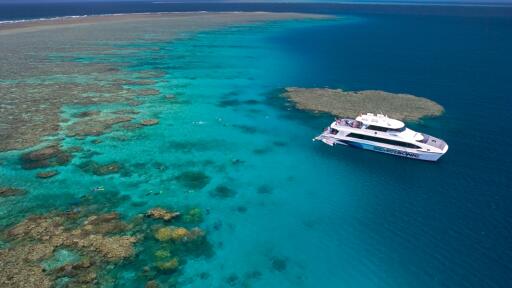 Silversonic Outer Reef Cruise