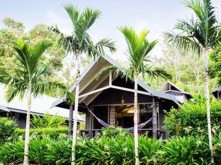 Palm Bungalow