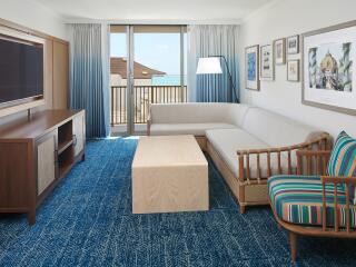 Club Ocean View Suite 1 King Bed