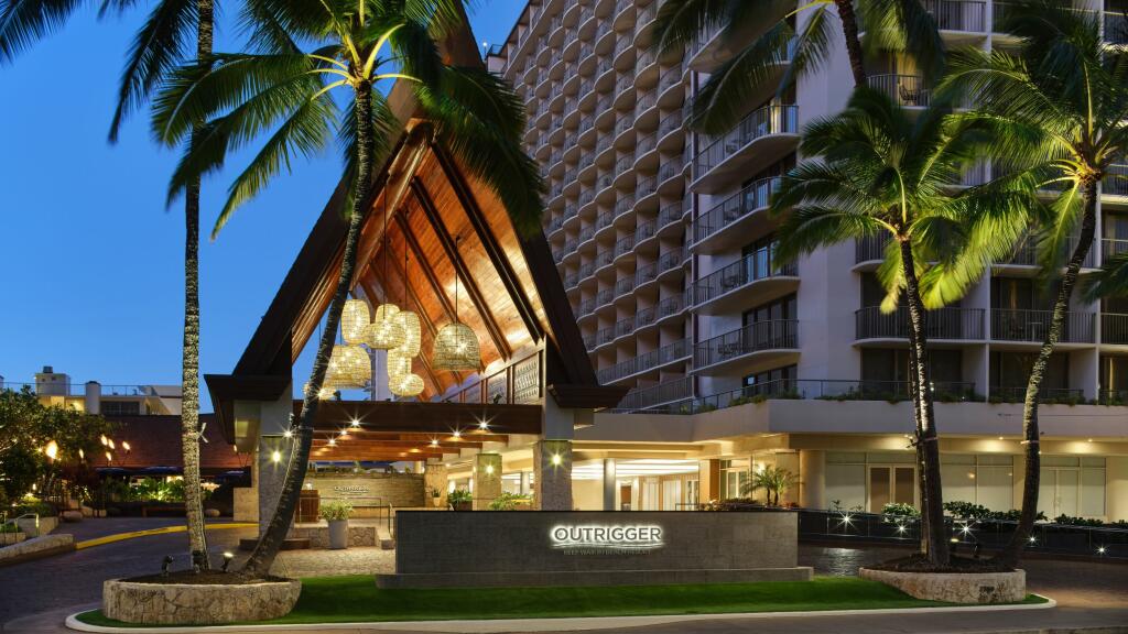 Outrigger Reef Waikiki Beach Resort Packages