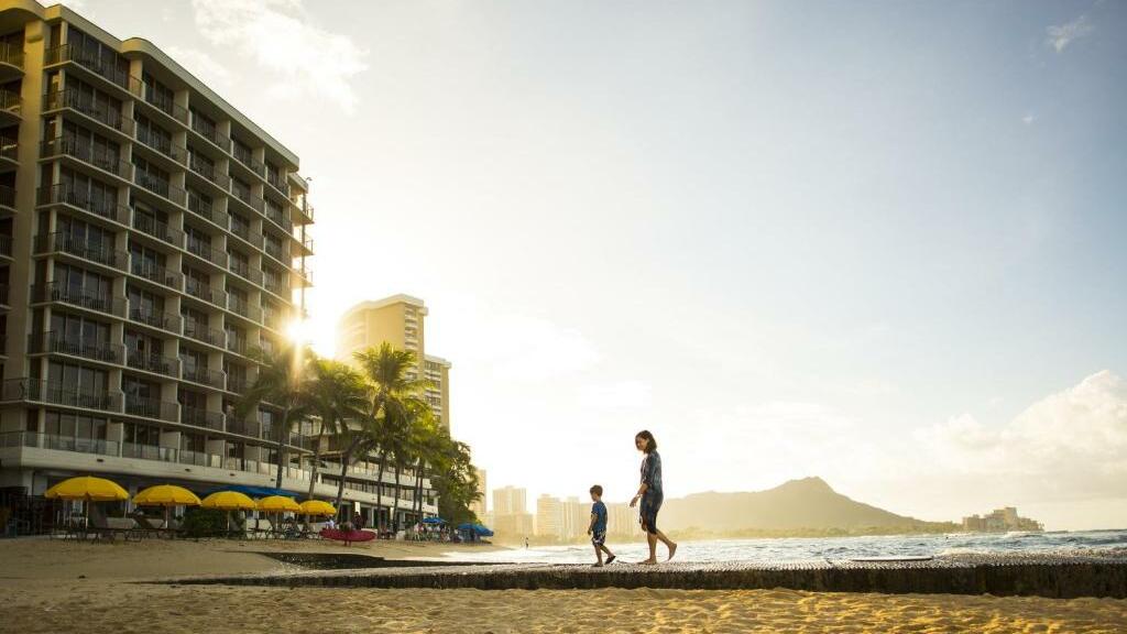 Outrigger Reef Waikiki Beach Resort Packages