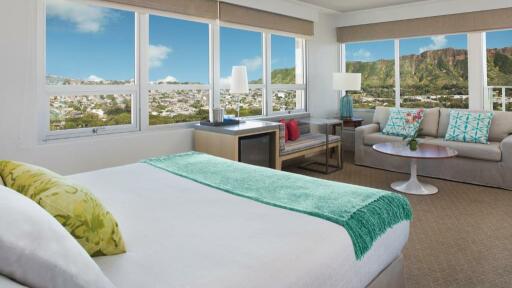Diamond Head View 1 King Bed