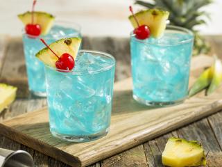 Cocktails - Blue Hawaiian