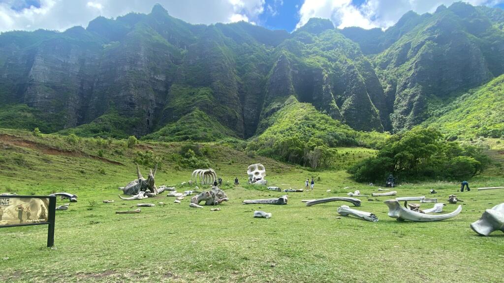 Best of Kualoa Experience Package- Movie Sites Tour