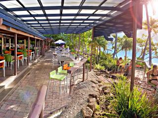 Foxys Bar