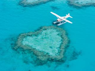 Plane at Heart Reef