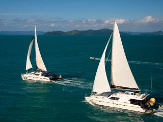 Sail the Whitsundays