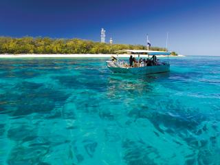 Glass Bottom Boat Tour Lady Elliot Island