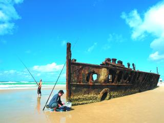 Kingfisher Bay Resort Maheno Wreck