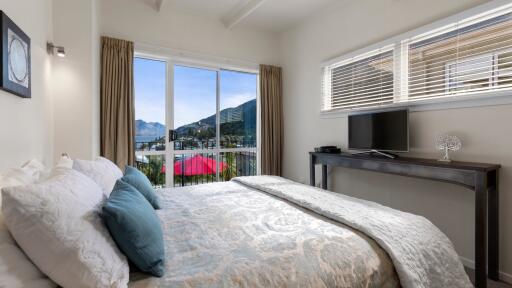 Superior Twin Guest Room View