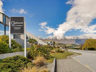 Copthorne Hotel & Apartments Queenstown, Lakeview