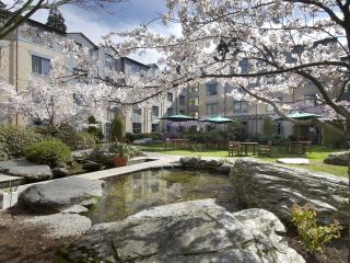 Exterior Courtyard