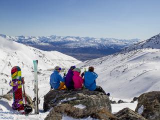 queenstown ski remarkables flights zealand fields