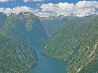 Doubtful Sound Wilderness Cruise