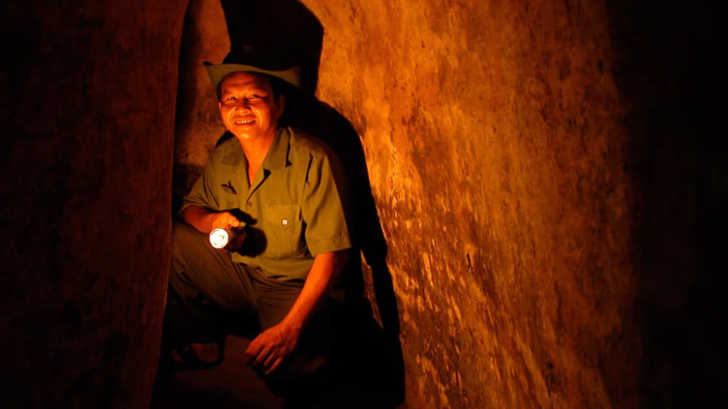 Cu Chi Tunnels [HD]