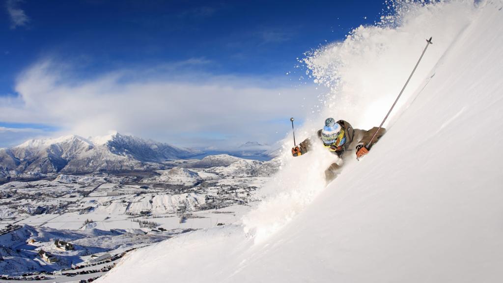 New Zealand Ski Coronet Peak