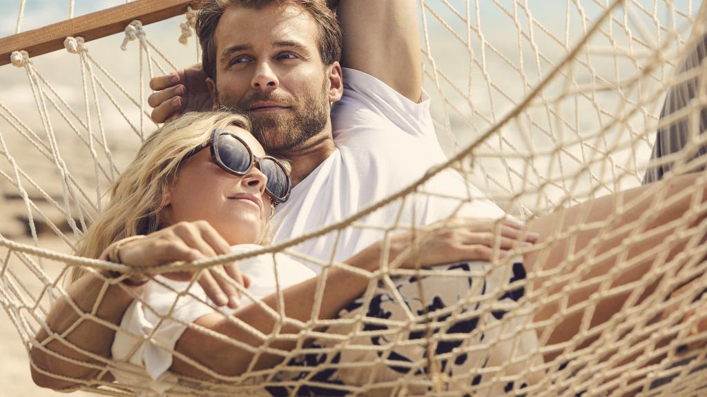 Hammock Couple