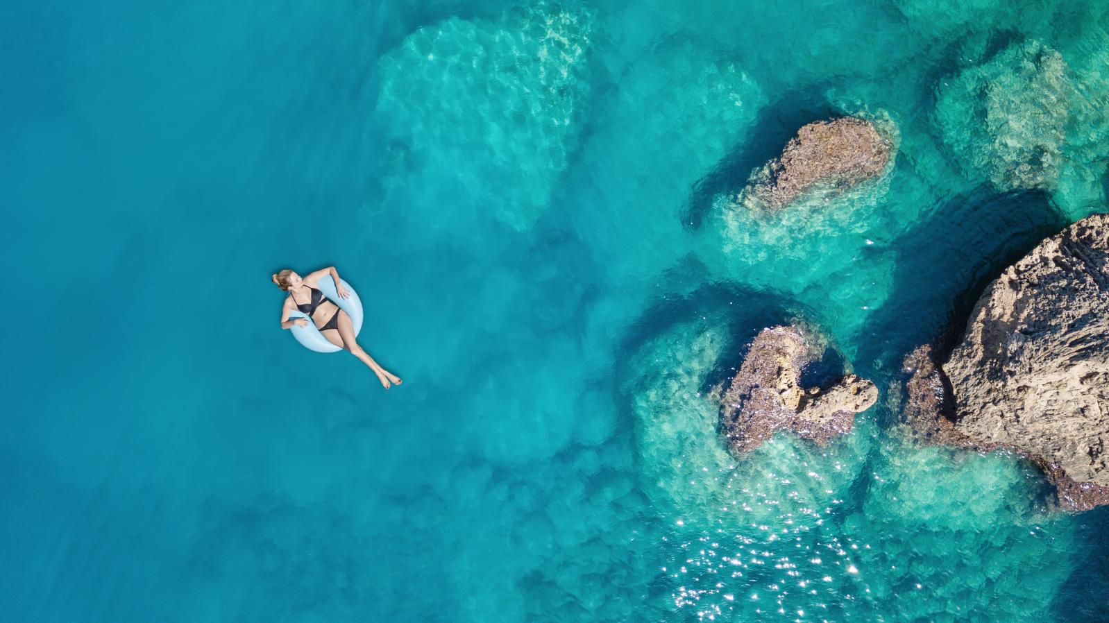 Generic - Ocean - Woman - Floating