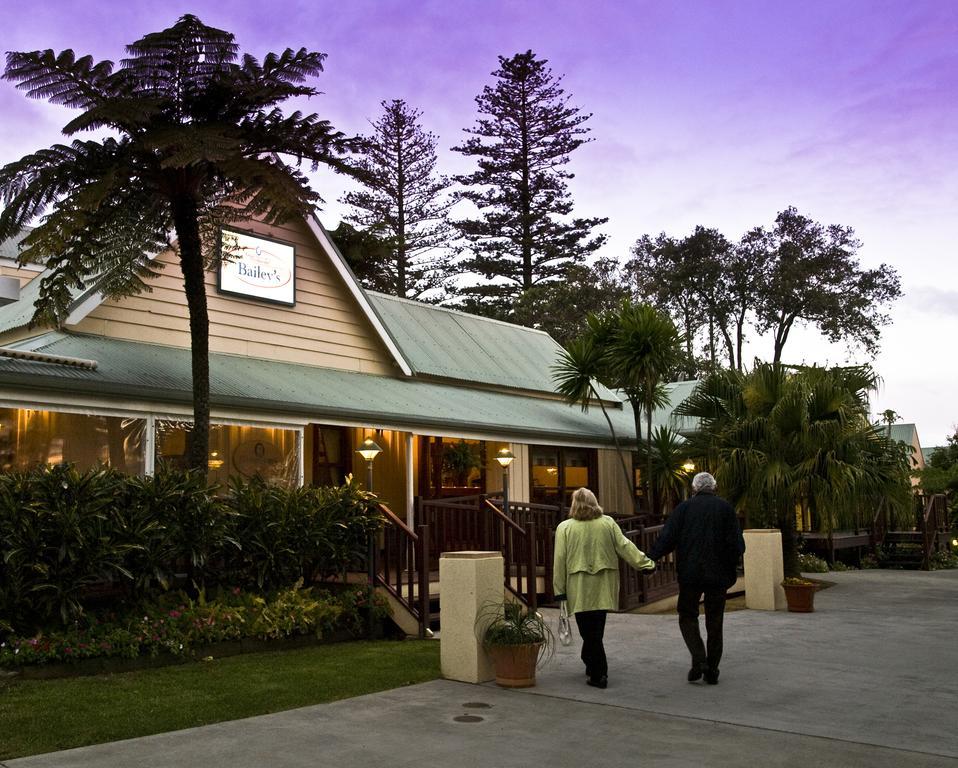 Thb Island View Spa Cottage Hotel In Smithton