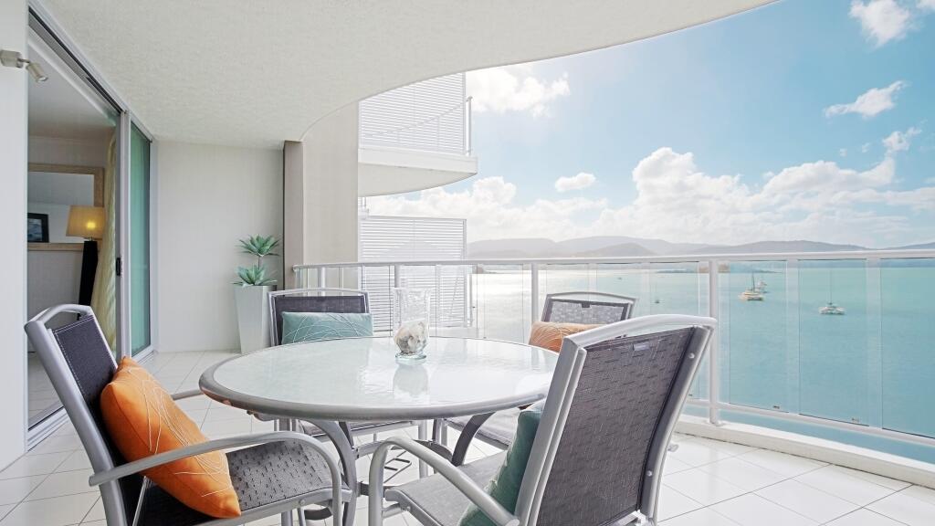 1 Bedroom Water View Spa Apartment