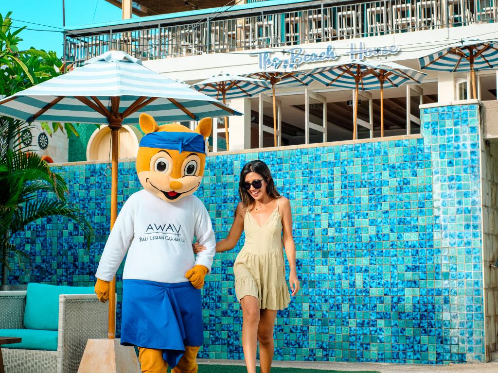 Up to 30% Off Beachfront Bestseller