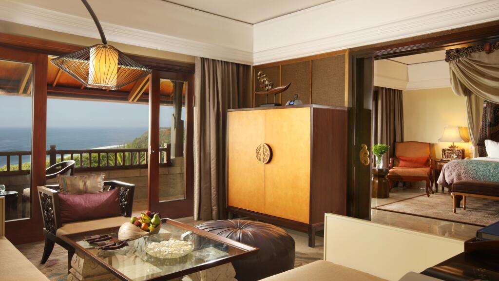 2 Bedroom Ocean View Suite