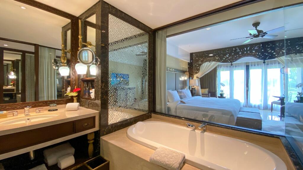 2 Bedroom Resort View Room
