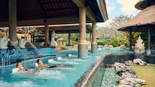 Aquatonic Pool