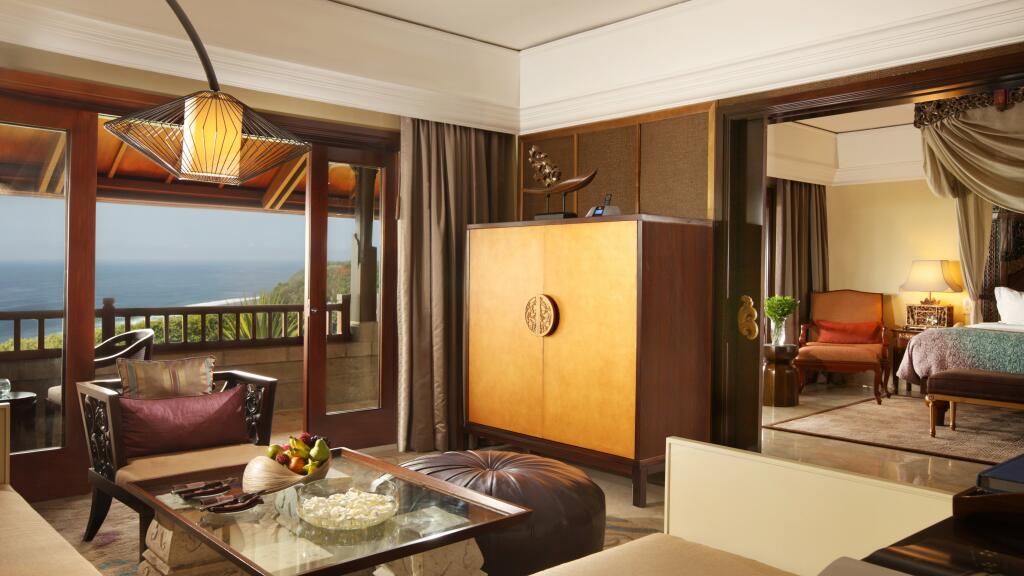Ocean View Suite