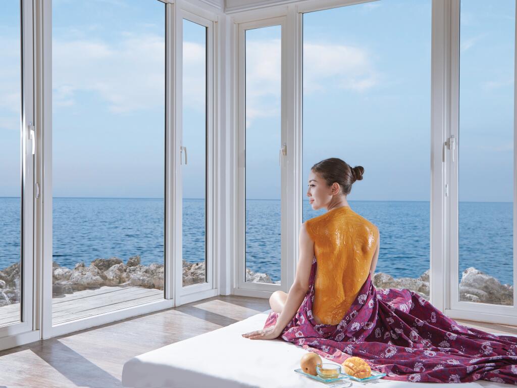 Spa on the Rock
