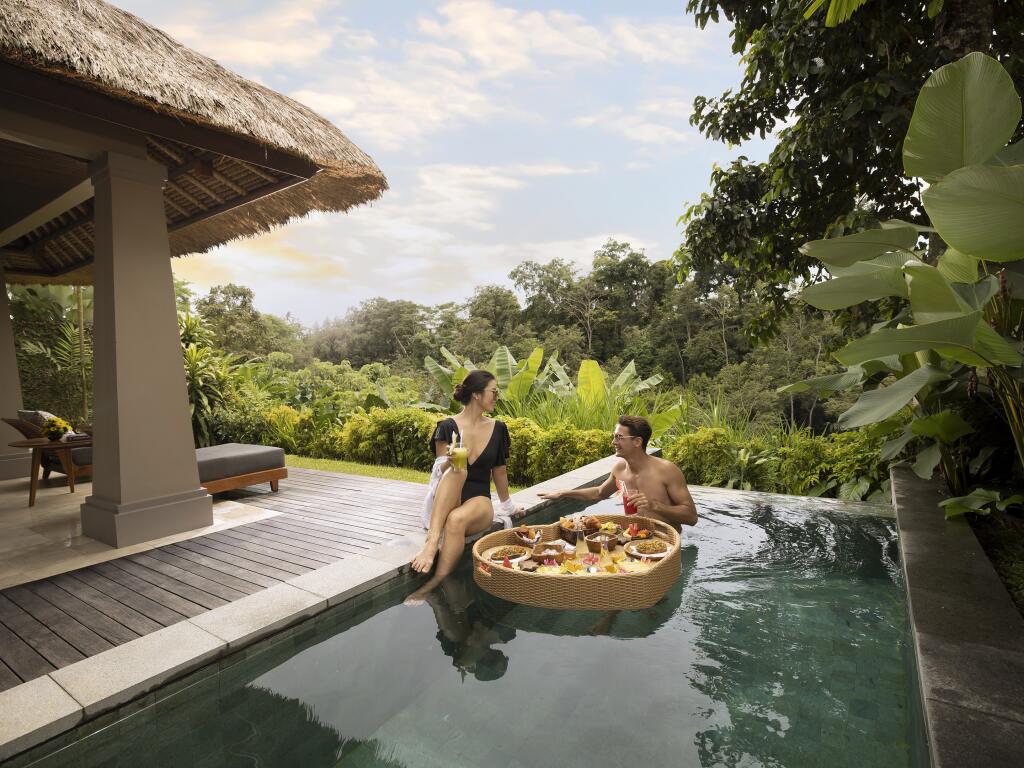 Floating Breakfast