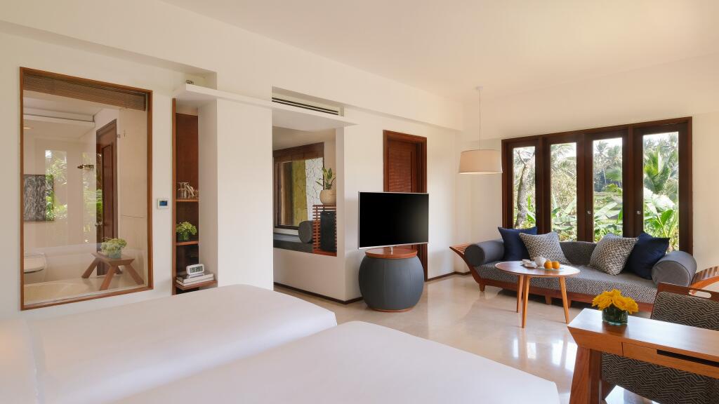 Impressive Forest Corner Suite