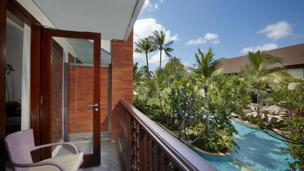 Deluxe Lagoon View Room