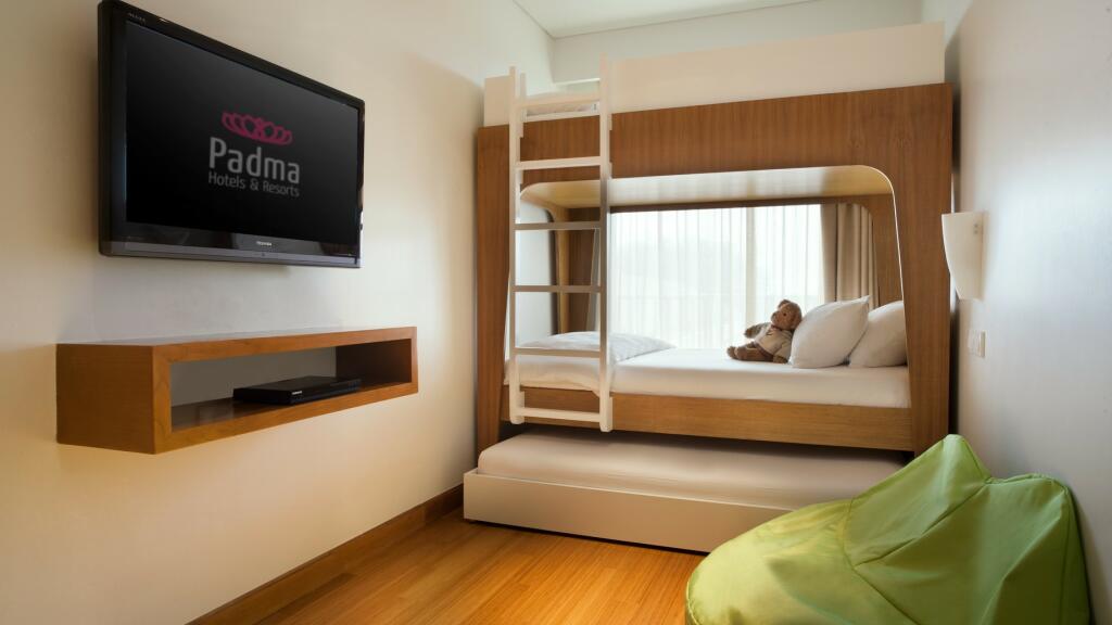 Family Ground Floor Room