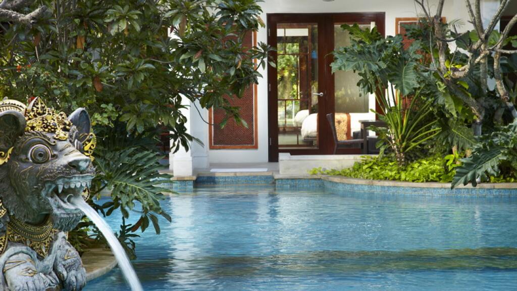 Lagoon Access Room