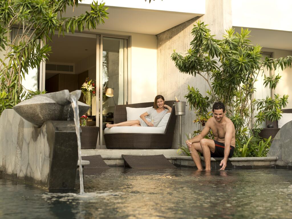 Pool Access Room