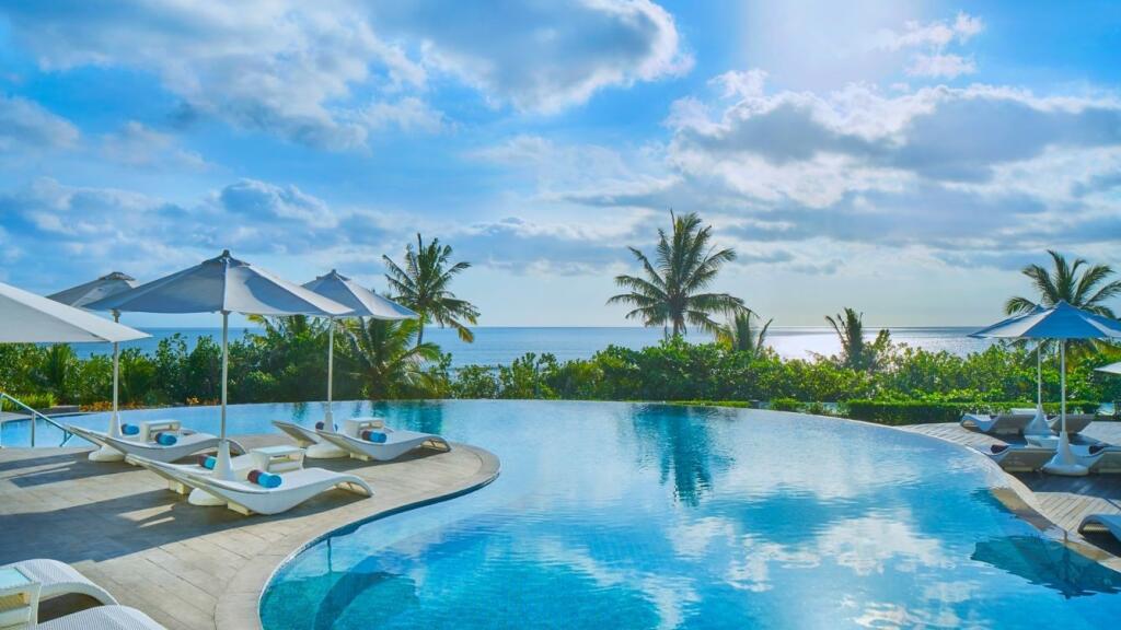 Infinity Pool
