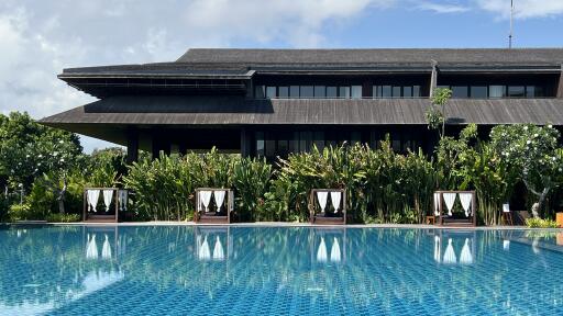 Meru Pool