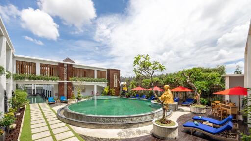 Buddhas Pool