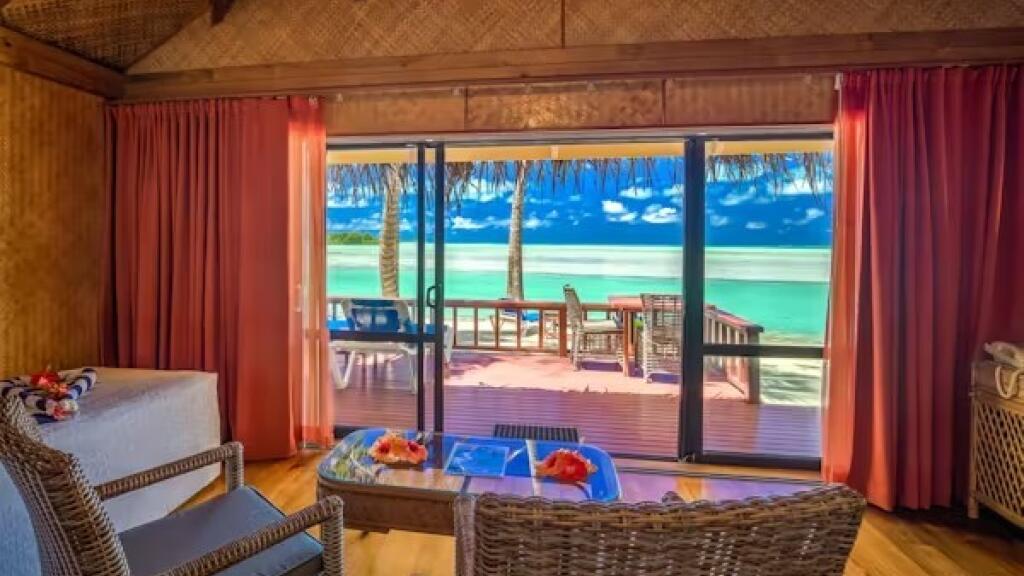Deluxe Beachfront Bungalow