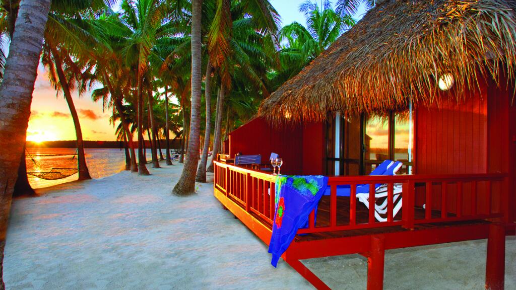 Deluxe Beachfront Bungalow