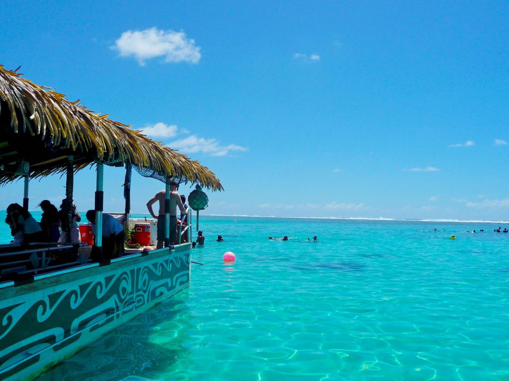 Cook Islands Paradise: Free Night + Bonus Lagoon Cruise