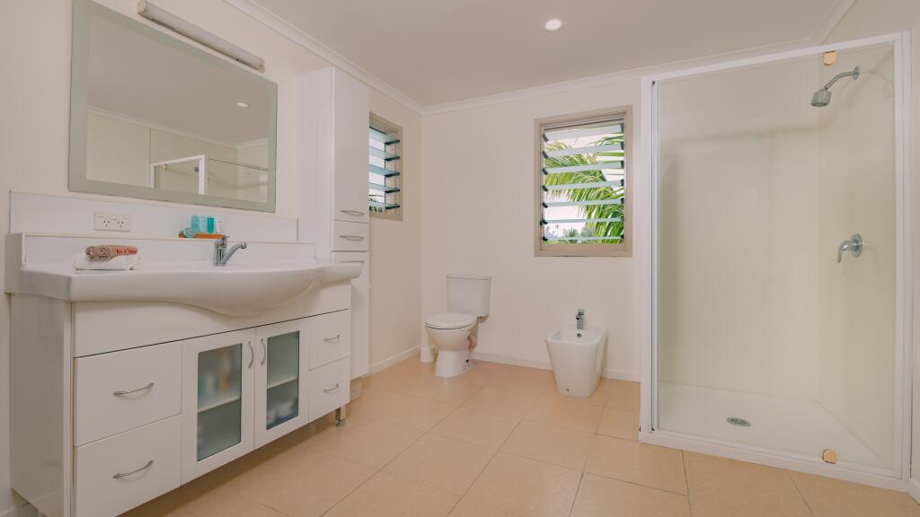 2 Bedroom Beachfront Villa