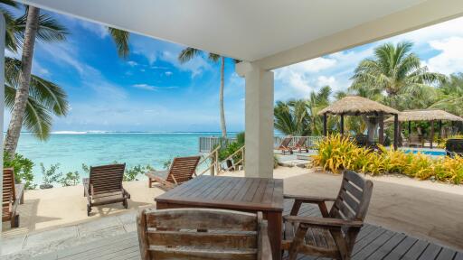 Studio Beachfront Apartment