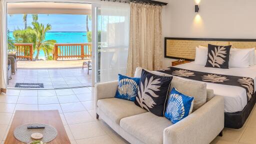 Premium Beachfront Room