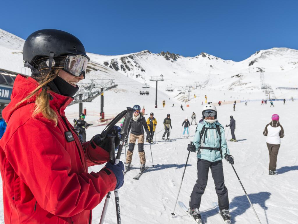 First Timers Beginner Ski Queenstown Holiday Deal