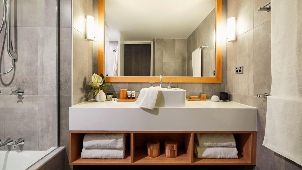 Resort Room Twin