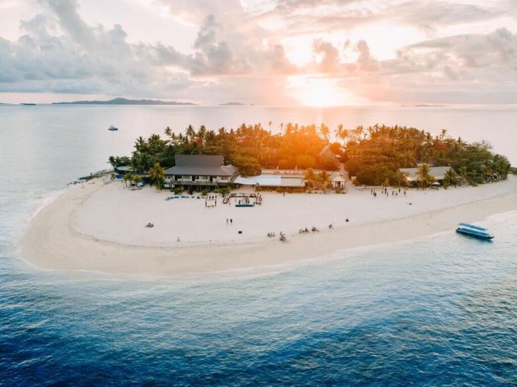 Relaxing Fiji Island Getaway